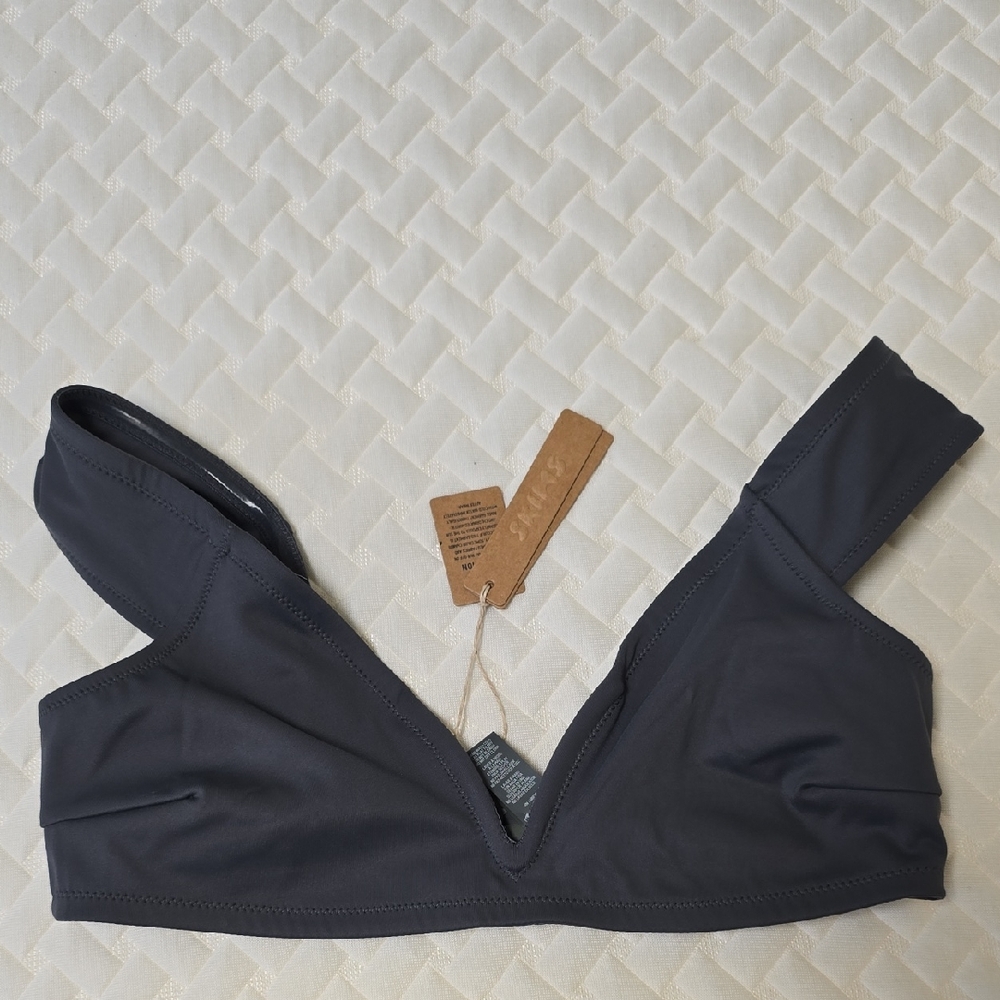 Skims Sculpting Swim Top